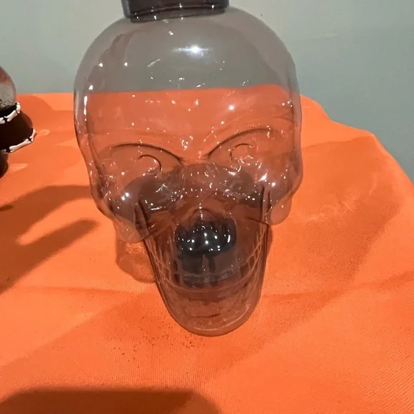 6/$25 Mystic Gray & Orange Plastic Skull with Cork Lid Set - Picture 8 of 15